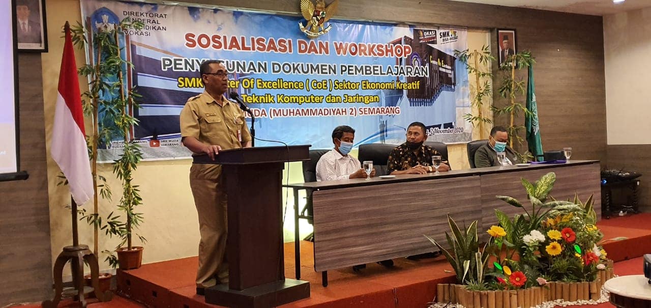 Workshop CoE SMK Muhammadiyah 2 Semarang