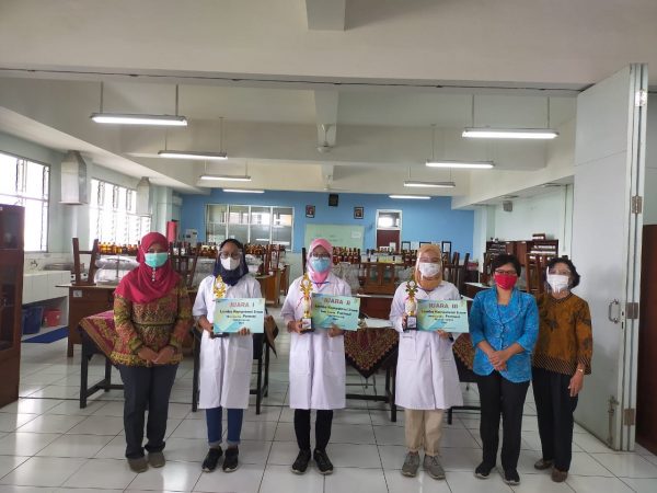 LKS Farmasi Klinis Dan Komunitas Tingkat Kota Semarang