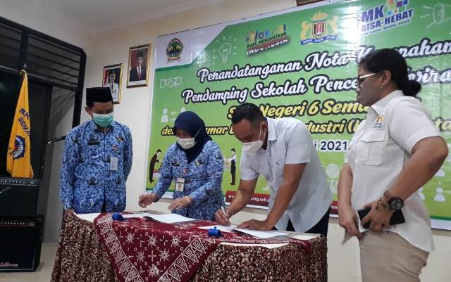 SMKN 6 Semarang Jalin Kerja Sama Dengan Kadin