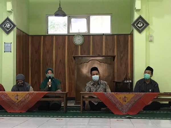 SMAN 2 Ungaran Lantik Rohis Ad-Dakwah Secara Virtual SMAN 2 Ungaran Lantik Rohis Ad-Dakwah Secara Virtual