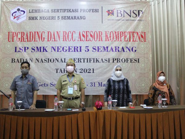 Wujudkan Asesor Kompetensi Profesional SMK N 5 Semarang Adakan Upgrading dan RCC