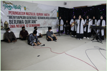SMAN 12 Semarang Gelar Pesantren Ramadhan Secara Virtual SMAN 12 Semarang Gelar Pesantren Ramadhan Secara Virtual