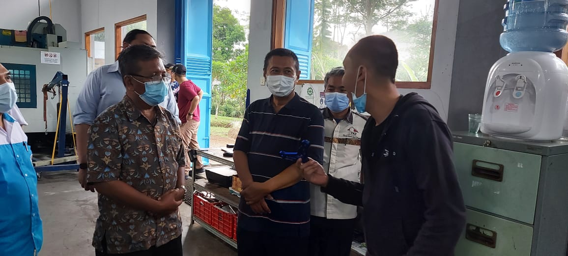 Kunjungan Direktur PSMK di SMK Nusapersada Kunjungan Direktur PSMK di SMK Nusapersada