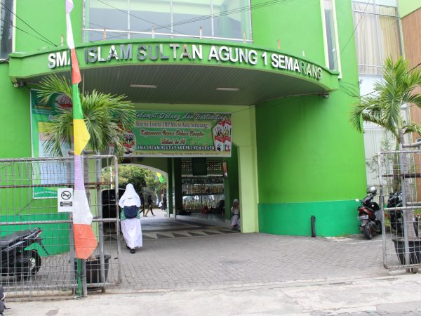 SMA Islam Sultan Agung 1 Semarang, Sekolah Berkarakter Budaya Islami SMA Islam Sultan Agung 1 Semarang, Sekolah Berkarakter Budaya Islami