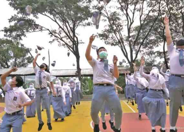 Hore, 113 Siswa SMAN 7 Semarang Lolos PTN