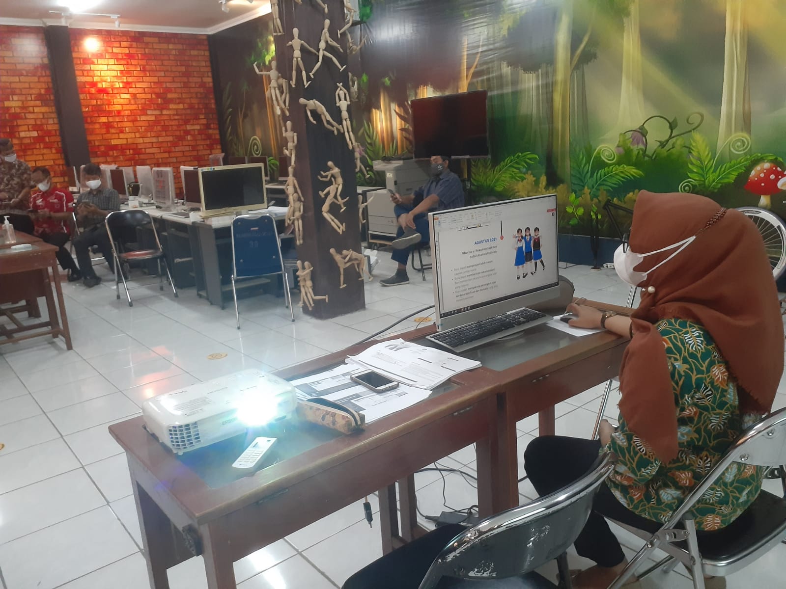 SMKN 4 Semarang Budayakan LINK dalam Penerapan Literasi Digital SMKN 4 Semarang Budayakan LINK dalam Penerapan Literasi Digital