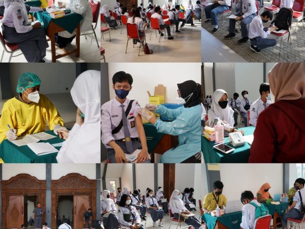 Pemberian Vaksin Covid-19 di SMA Kesatrian 2 Semarang