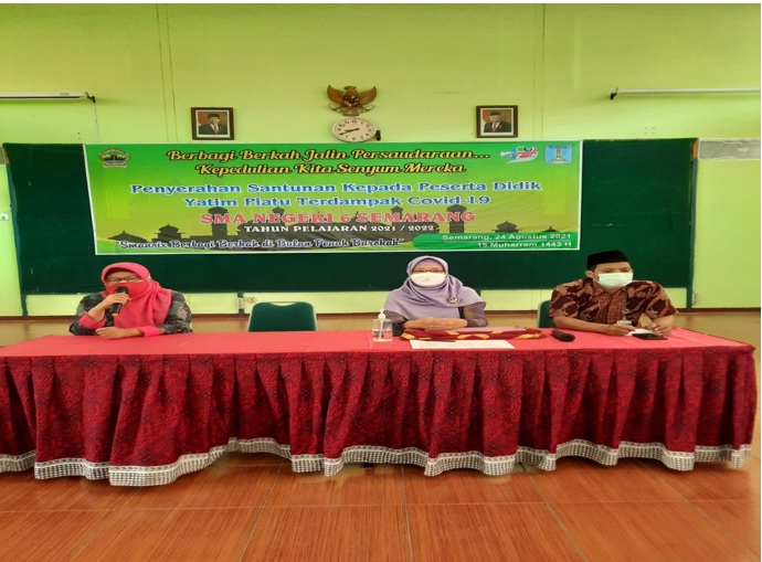 SMANSIX Peduli: "Berbagi Berkah Jalin Persaudaraan, Kepedulian Kita Senyum Mereka" SMANSIX Peduli: "Berbagi Berkah Jalin Persaudaraan, Kepedulian Kita Senyum Mereka"