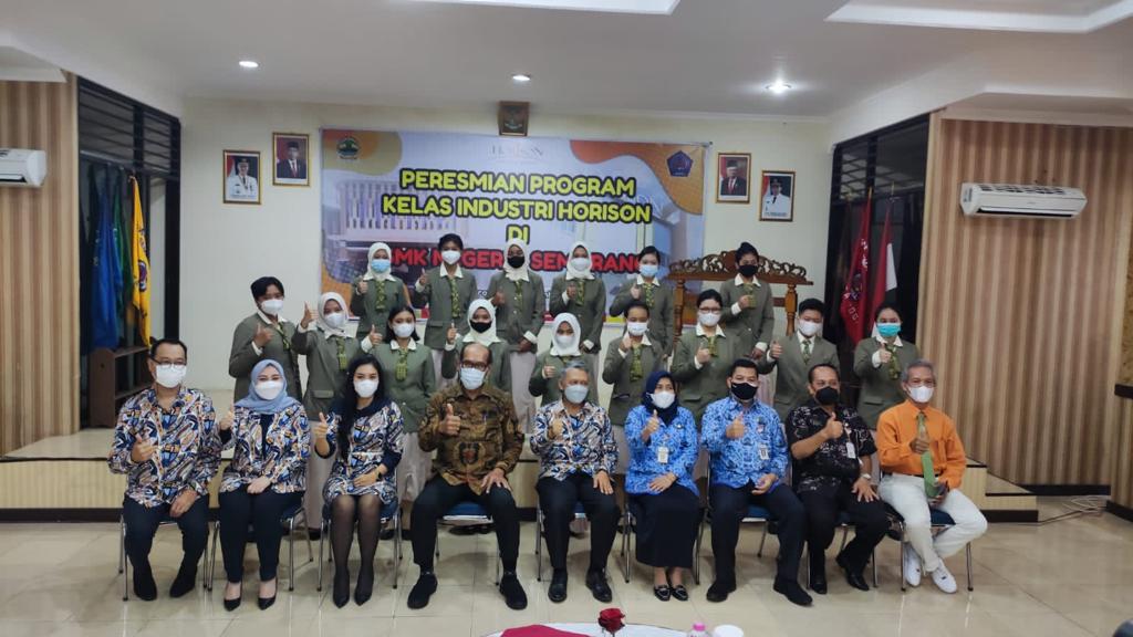Kelas Industri Horison SMKN 6 Semarang Resmi Dilaunching Kelas Industri Horison SMKN 6 Semarang Resmi Dilaunching