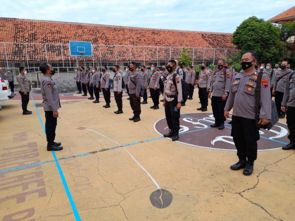 Calon Perwira Polri Masuk SMKN 5 Semarang