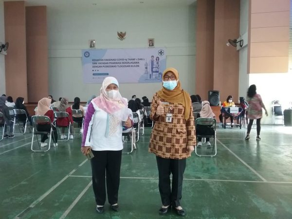 Vaksin Kedua Siswa SMK Yayasan  Pharmasi
