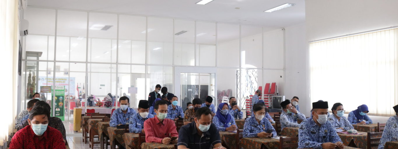Penilaian Prestasi Kerja Kepala Sekolah Dinas Pendidikan Provinsi Jawa Tengah di SMK Negeri 11 Semarang