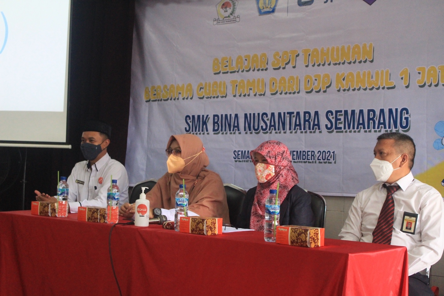 Belajar SPT Tahunan Bersama Guru Tamu Dari DJP Kanwil Jawa Tengah 1 Belajar SPT Tahunan Bersama Guru Tamu Dari DJP Kanwil Jawa Tengah 1