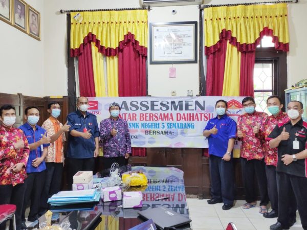 Assesmen Akreditasi Program Pintar Bersama Daihatsu (PBD) Di SMK Negeri 5 Semarang