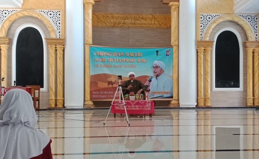 Maulid Online Di SMA Negeri 3 Semarang Bersama Habib Hamid