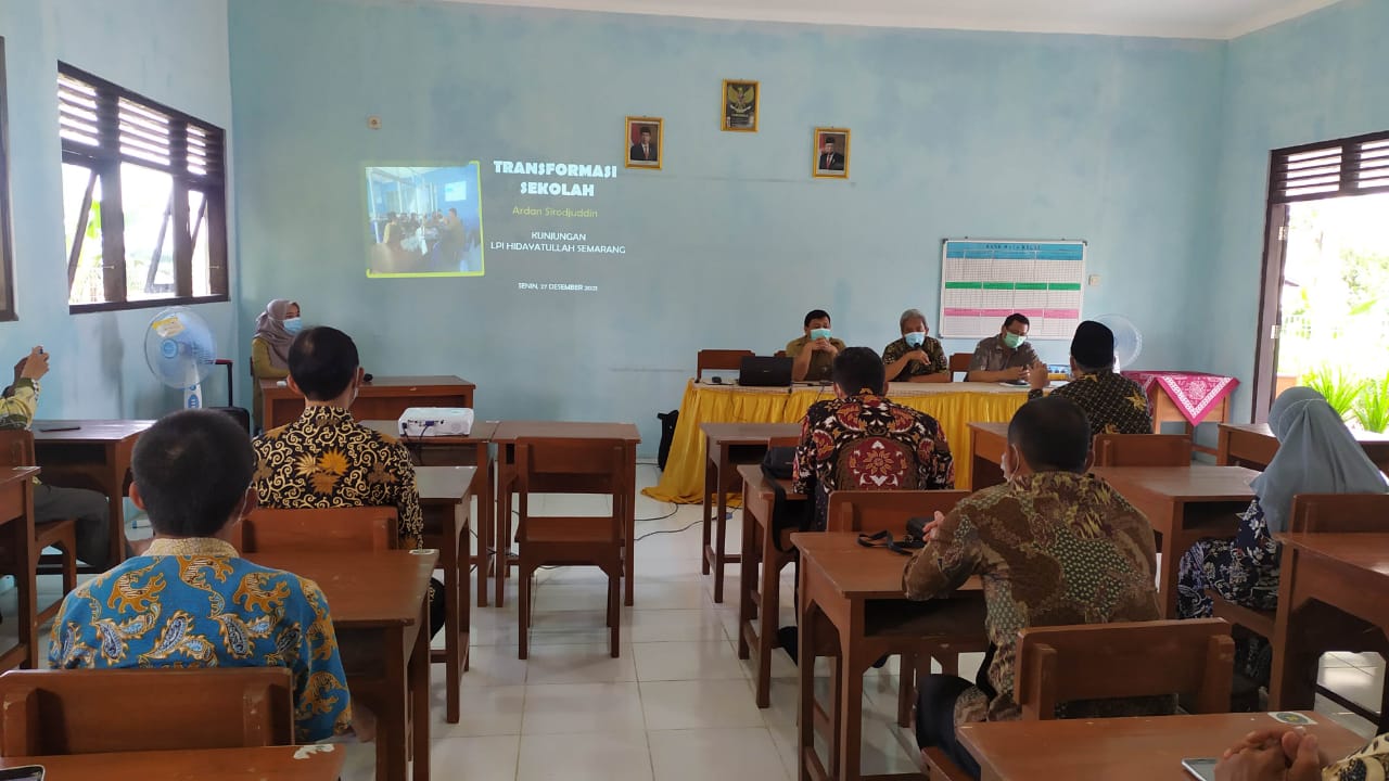 Belajar Transformasi Sekolah, LPI Hidayatullah Semarang Berkunjung ke SMKN 1 Tuntang Belajar Transformasi Sekolah, LPI Hidayatullah Semarang Berkunjung ke SMKN 1 Tuntang