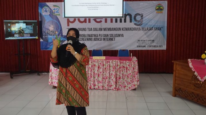 SMART PARENTING SMAN 12 Semarang SMART PARENTING SMAN 12 Semarang