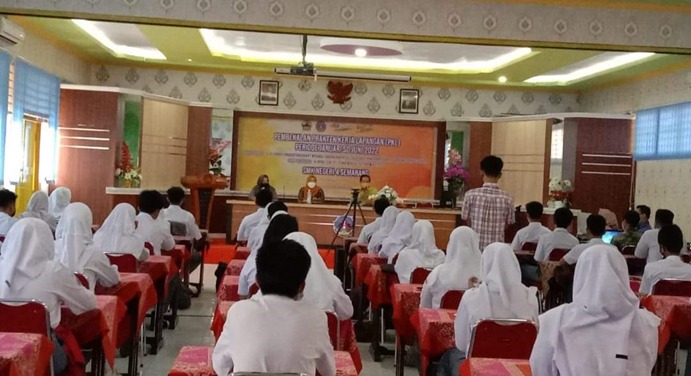 Pembekalan PKL Periode Januari sd Juni 2022 Blanded System di SMKN 4 Semarang