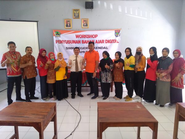 Siapkan Modul Digital untuk Prakerin, SMKN 3 Kendal Gandeng SMKN 1 Tuntang Siapkan Modul Digital untuk Prakerin, SMKN 3 Kendal Gandeng SMKN 1 Tuntang