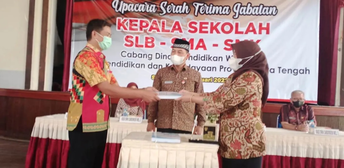 Serah Terima Jabatan Kepala SMK Negeri 9 Semarang Serah Terima Jabatan Kepala SMK Negeri 9 Semarang