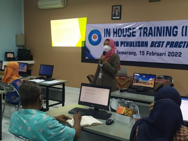 Meningkatkan Kemampuan Guru Dalam Membuat Karya Ilmiah Melalui Kegiatan IHT Penulisan Best Practise Meningkatkan Kemampuan Guru Dalam Membuat Karya Ilmiah Melalui Kegiatan IHT Penulisan Best Practise