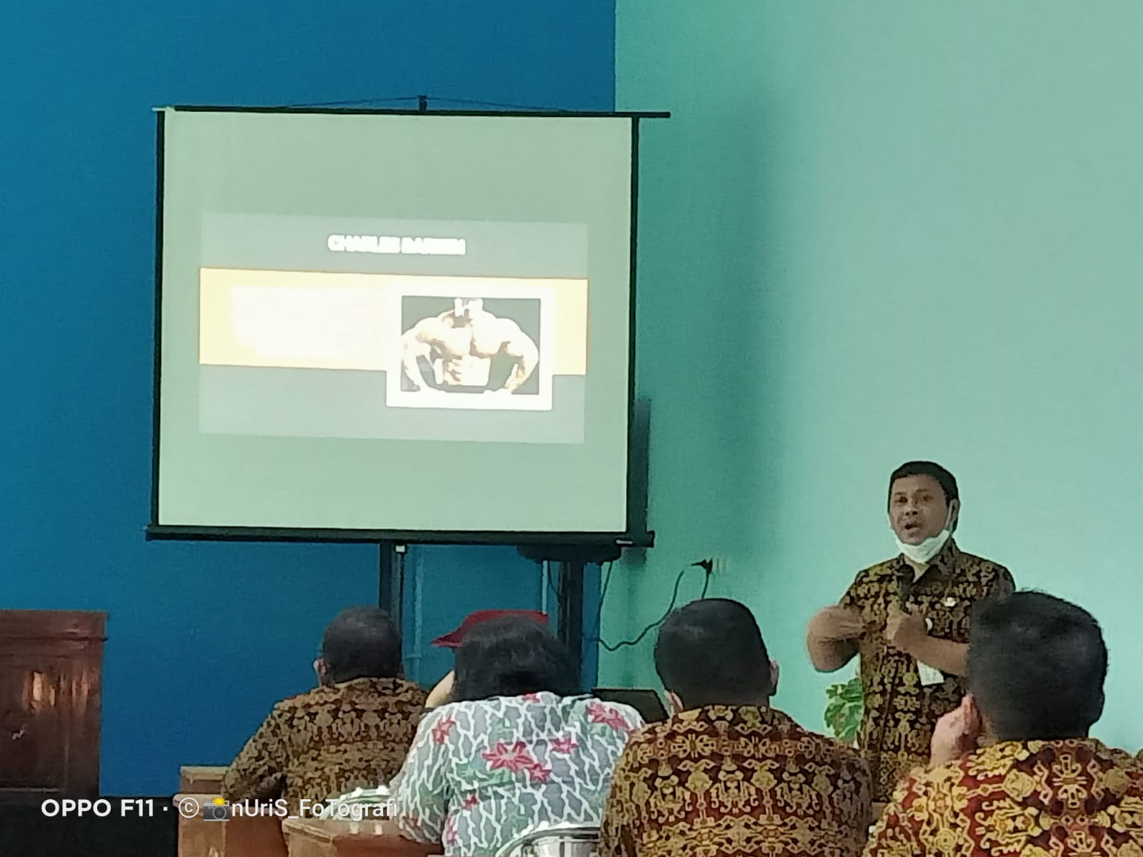Pelatihan Publikasi Ilmiah Guru SMKN 10 Semarang