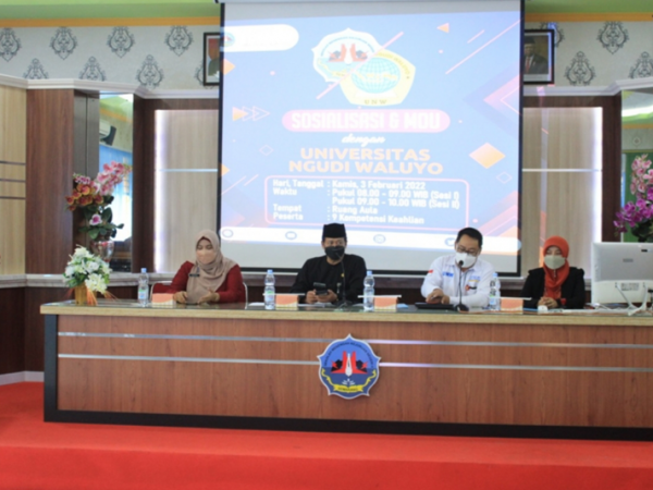 SMKN 4 Semarang Merangkul Universitas Ngudi Waluyo dalam Jejaring Kerjasama