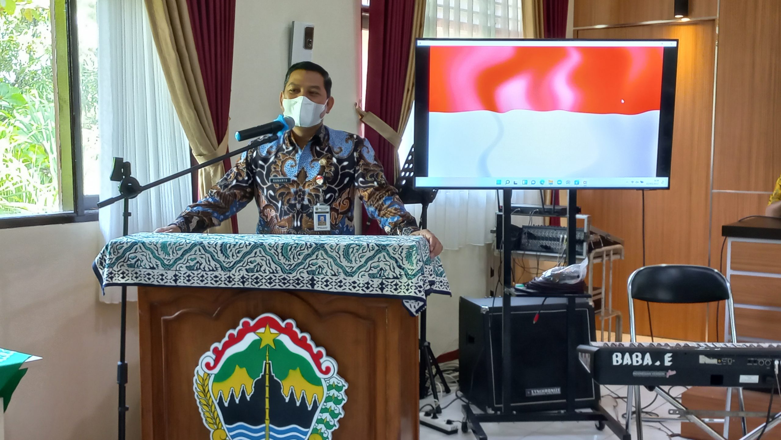 Kacabdin I Jateng Pimpin Momen Sakral Sertijab Kepala SMAN 11 Semarang Kacabdin I Jateng Pimpin Momen Sakral Sertijab Kepala SMAN 11 Semarang