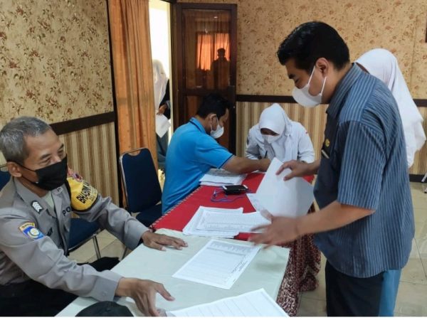 Vaksinasi Booster SMKN 6 Semarang