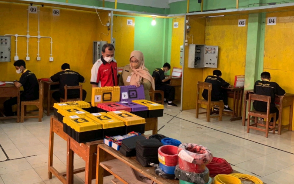 SMKN 3 Semarang Laksanakan UKK