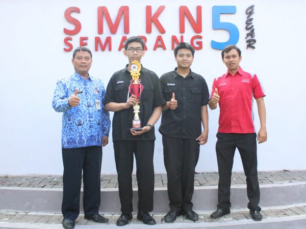 Satu Lagi Piala LKS Kota Semarang untuk STEMA