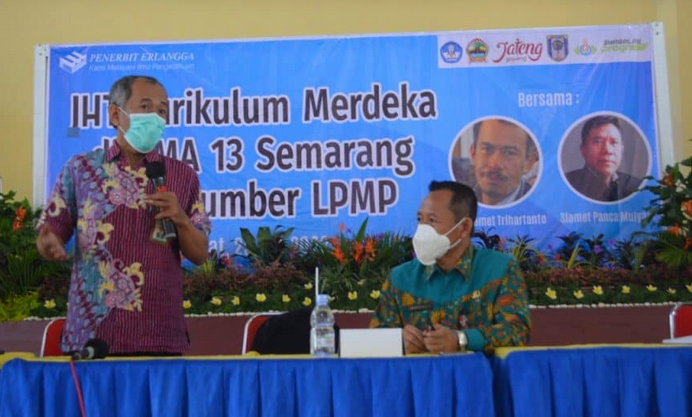 IHT Kurikulum Merdeka SMAN 13 Semarang