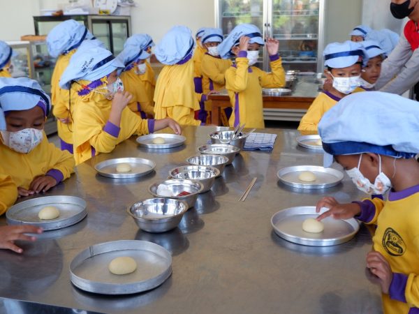 TK Cahaya Umat Karangjati Kab. Semarang Kunjungi Agrika Edu Wisata SMKN 1 Bawen