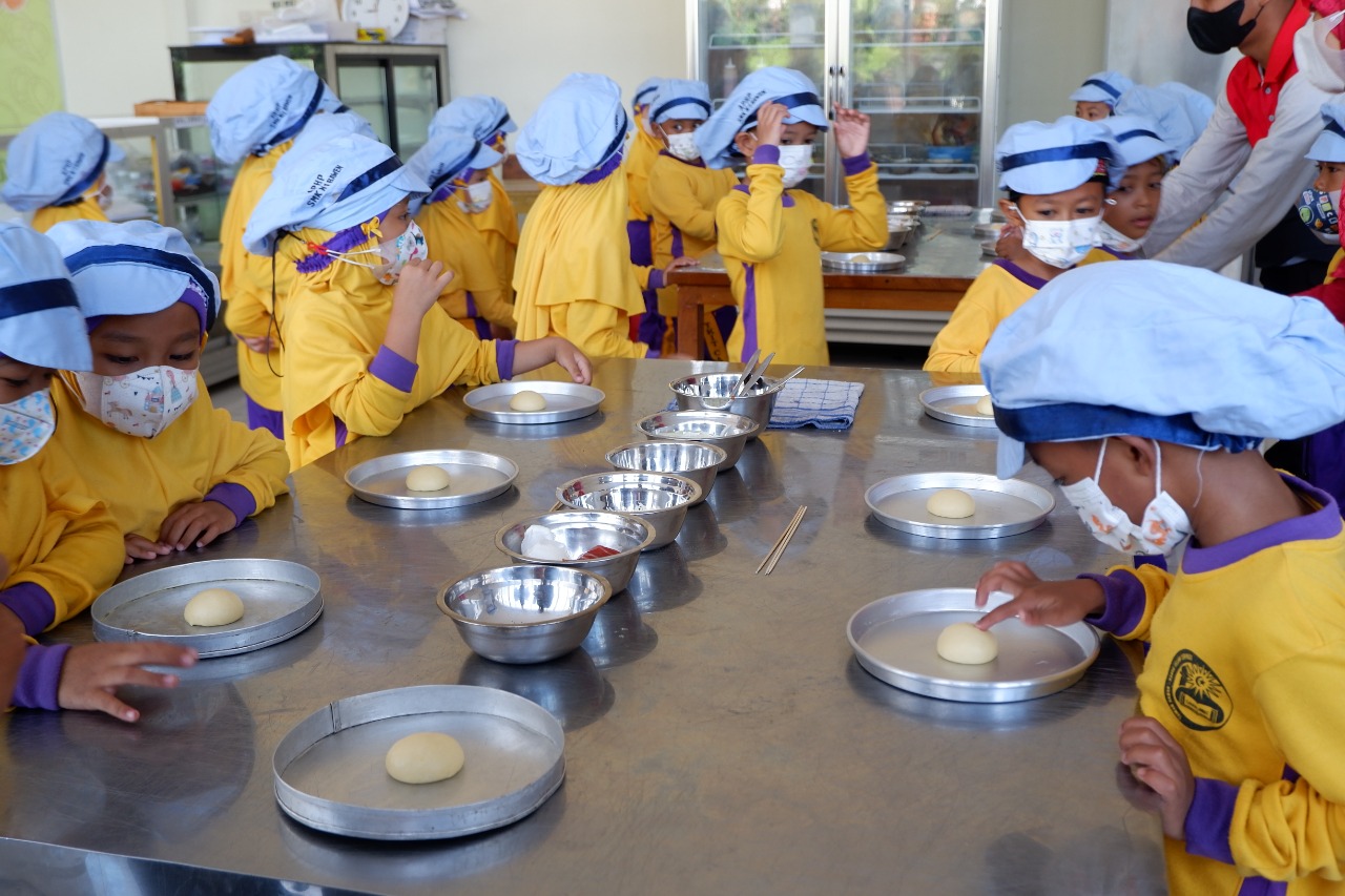 TK Cahaya Umat Karangjati Kab. Semarang Kunjungi Agrika Edu Wisata SMKN 1 Bawen