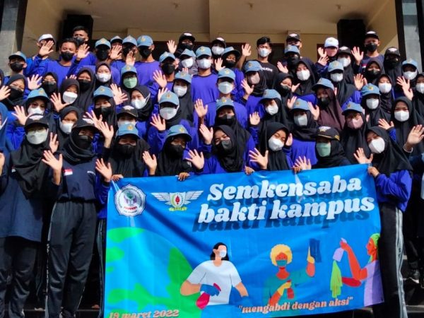 OSIS SMK Negeri 1 Bawen : Mengabdi dengan Aksi Bakti Kampus OSIS SMK Negeri 1 Bawen : Mengabdi dengan Aksi Bakti Kampus