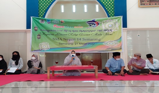 Bekali Generasi Muda Islam, SMA Negeri 14 Selenggarakan Literasi Religi Di HUT Ke 35