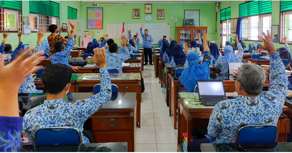 Kunjungan Kacabdin Wilayah I Provinsi Jawa Tengah di SMAN 7 Semarang