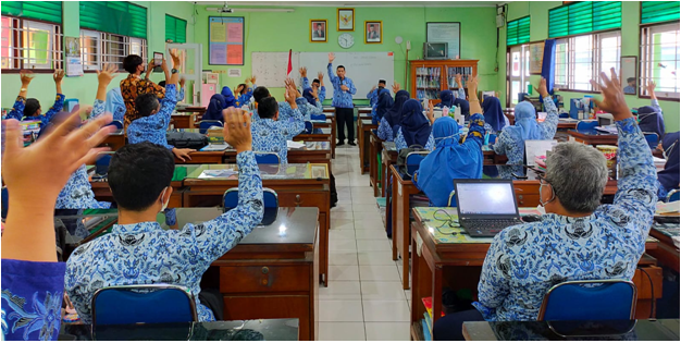 Kunjungan Kacabdin Wilayah I Provinsi Jawa Tengah di SMAN 7 Semarang Kunjungan Kacabdin Wilayah I Provinsi Jawa Tengah di SMAN 7 Semarang