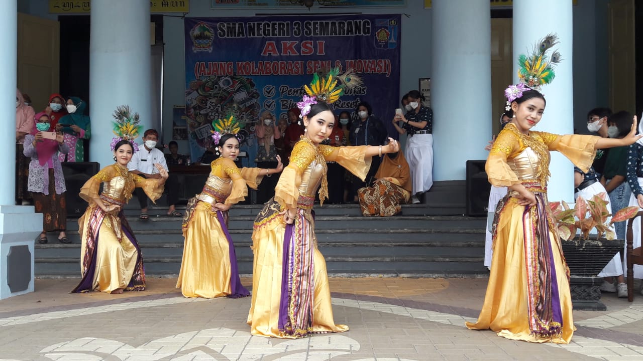 Heboh! Guru dan Siswa SMAN 3 Semarang Gelar AKSI