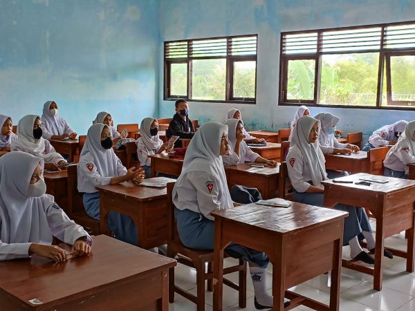 Kegiatan Peserta Didik SMKN Satu Atap Tuntang Setelah US