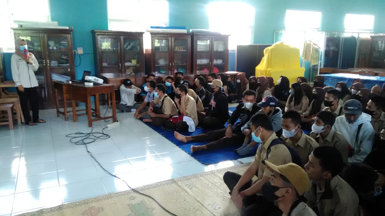 Pemantapan Karir Siswa SMKN Satu Atap Tuntang
