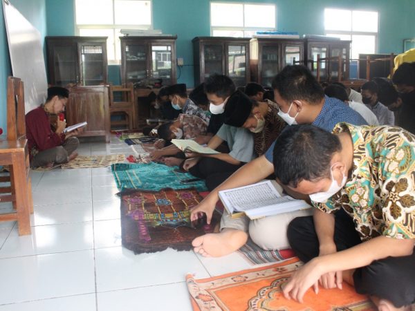 Pesantren Kilat SMKN Satu Atap Tuntang