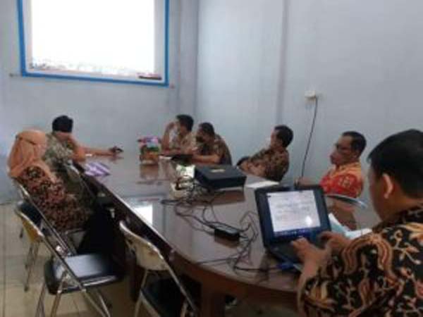 Strategi Menghebatkan Sekolah
