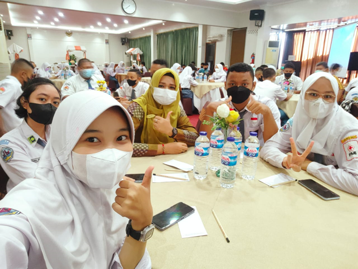 9 siswa SMKN 4 Semarang ikuti kegiatan Pembinaan Patroli Keamanan Sekolah