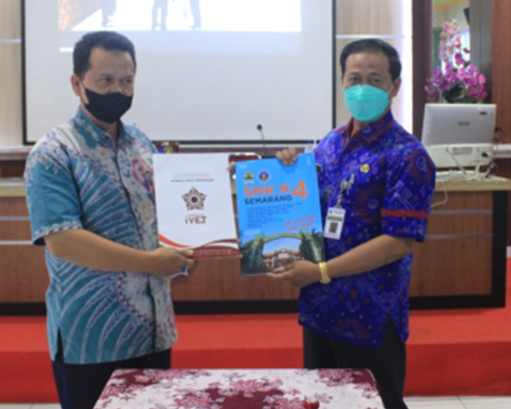 MoU antara Universitas IVET dan SMKN 4 Semarang serta  Sosialisasi Penerimaan Mahasiswa baru