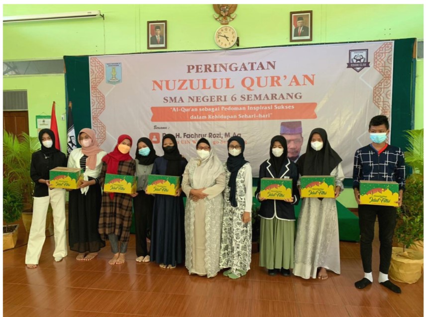 Peringatan Nuzulul Qur’an di SMA Negeri 6 Semarang