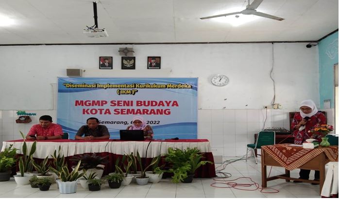 IKM DI SMA PENARI: Bukan “Sinema” IHT Biasa