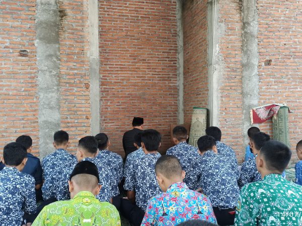 Doa Bersama Keluarga SMKN 10 Semarang