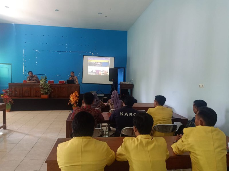 Perkuat Kemampuan Mahasiswa, SMKN 10 Semarang Adakan Pelatihan Jurnalistik
