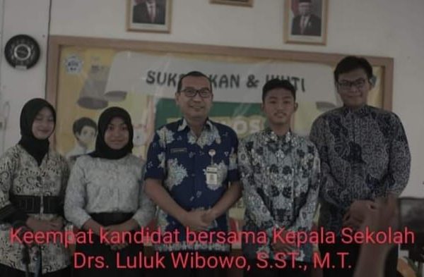 SUARA UNTUK PERUBAHAN OSIS SMKN 11 SEMARANG KULTUR DEMOKRASI MENYENANGKAN SUARA UNTUK PERUBAHAN OSIS SMKN 11 SEMARANG KULTUR DEMOKRASI MENYENANGKAN